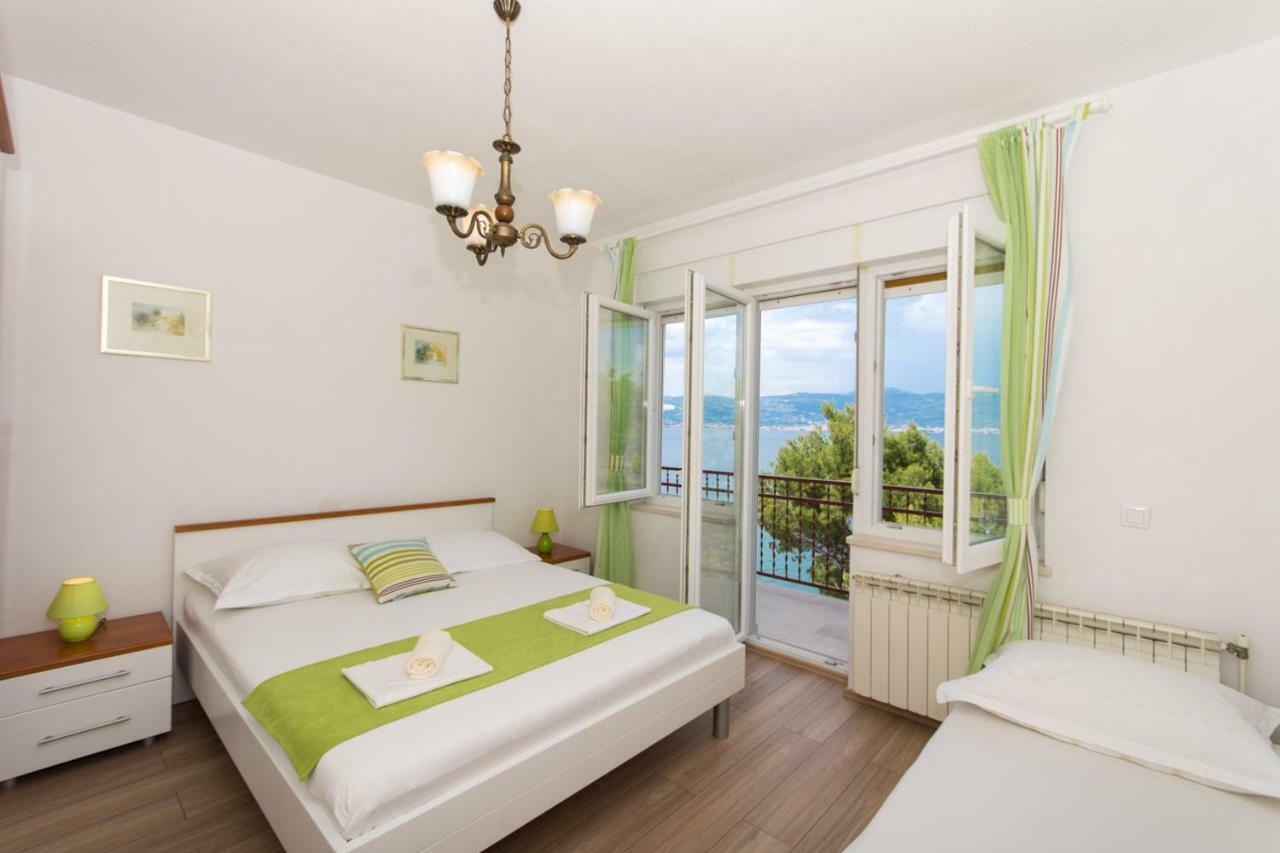 Apartman Domic Slatine Eksteriør billede